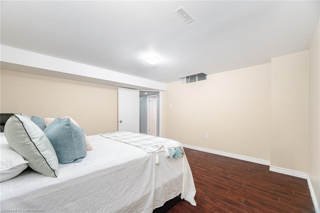 34 Chipmunk Crescent Property Photo 34