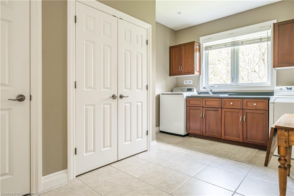 27 Sun Avenue Property Photo 30
