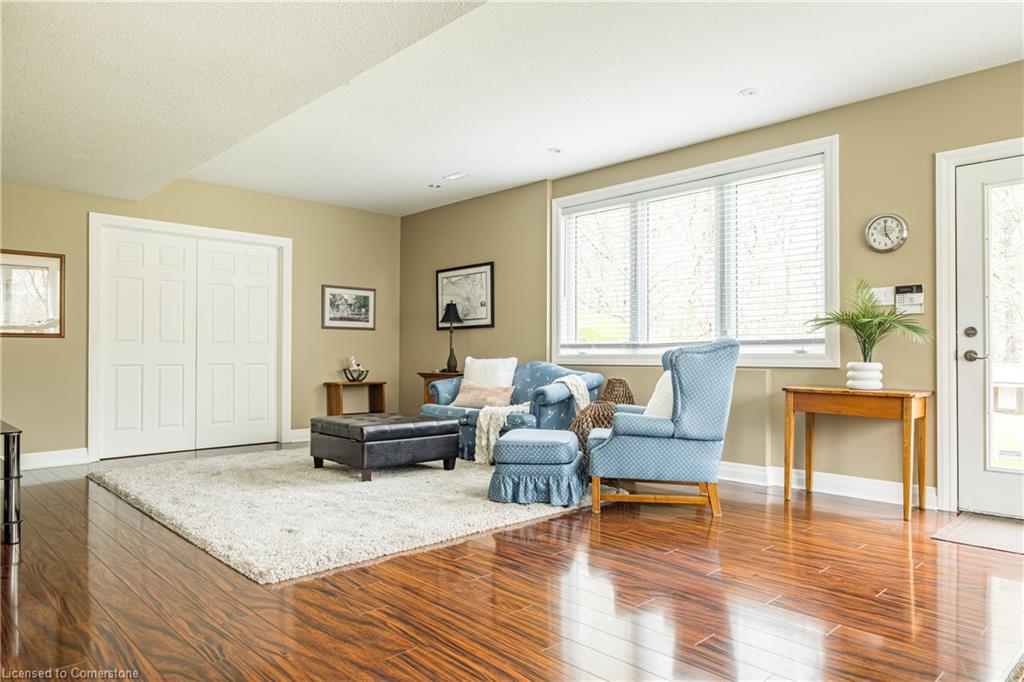 27 Sun Avenue Property Photo 42