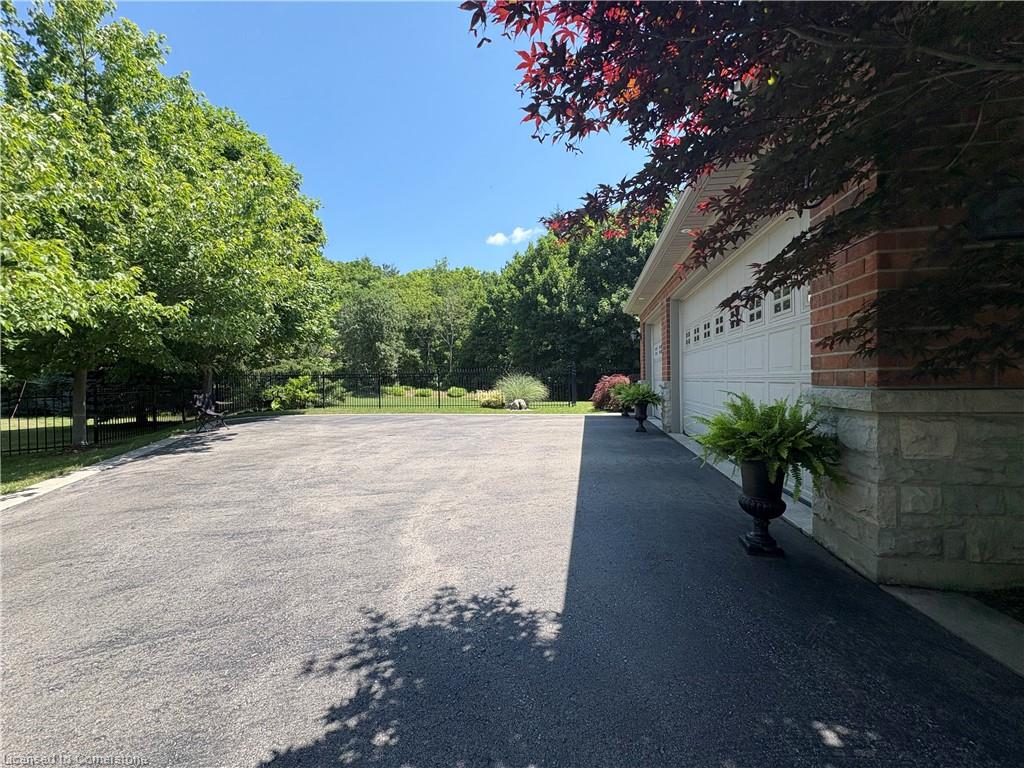 27 Sun Avenue Property Photo 49