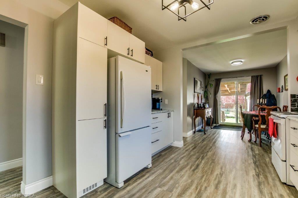 97 Seventh Avenue Property Photo 8