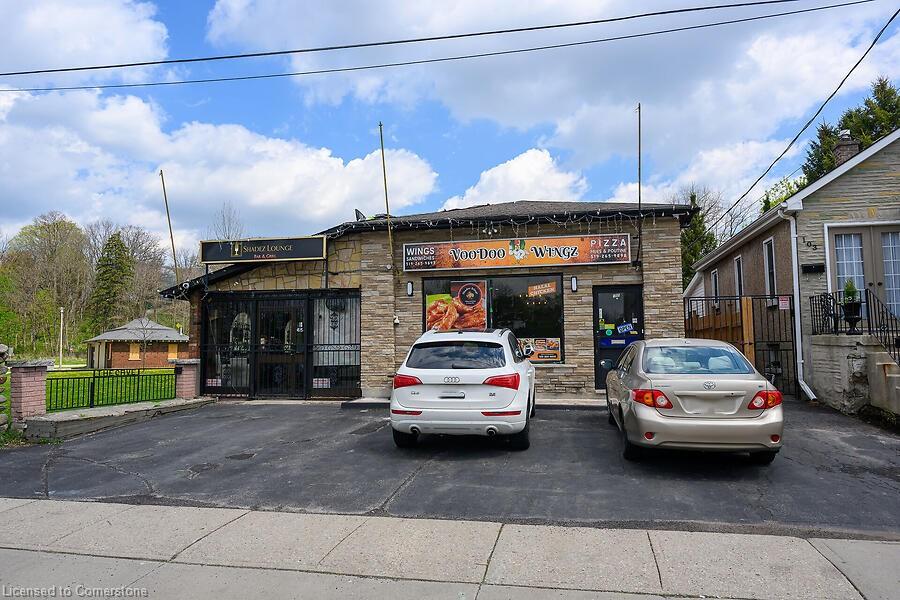 105 Shade Street Property Photo 5