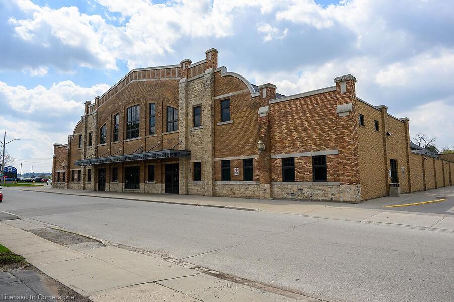 105 Shade Street Property Photo 37