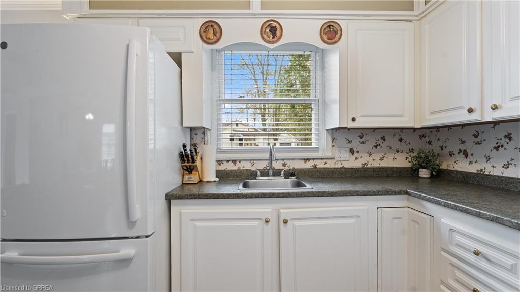 303 Cedar Drive Property Photo 8