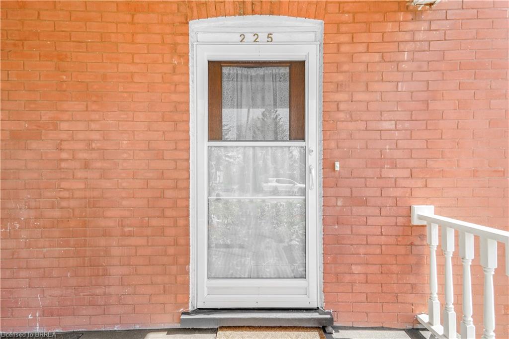 225 Charing Cross Street Property Photo 7