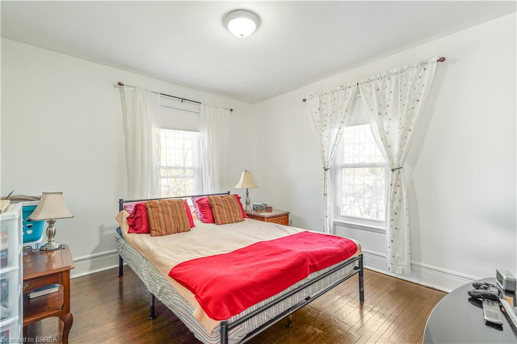 225 Charing Cross Street Property Photo 23