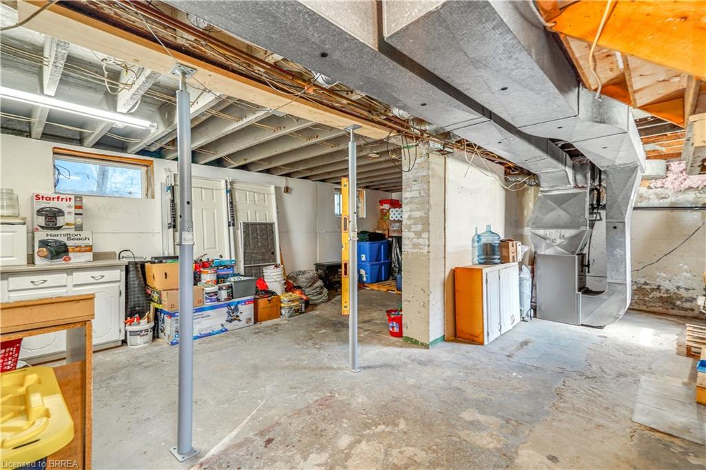225 Charing Cross Street Property Photo 29