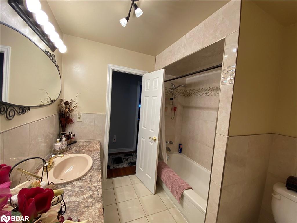 4 Campbell Avenue Property Photo 17