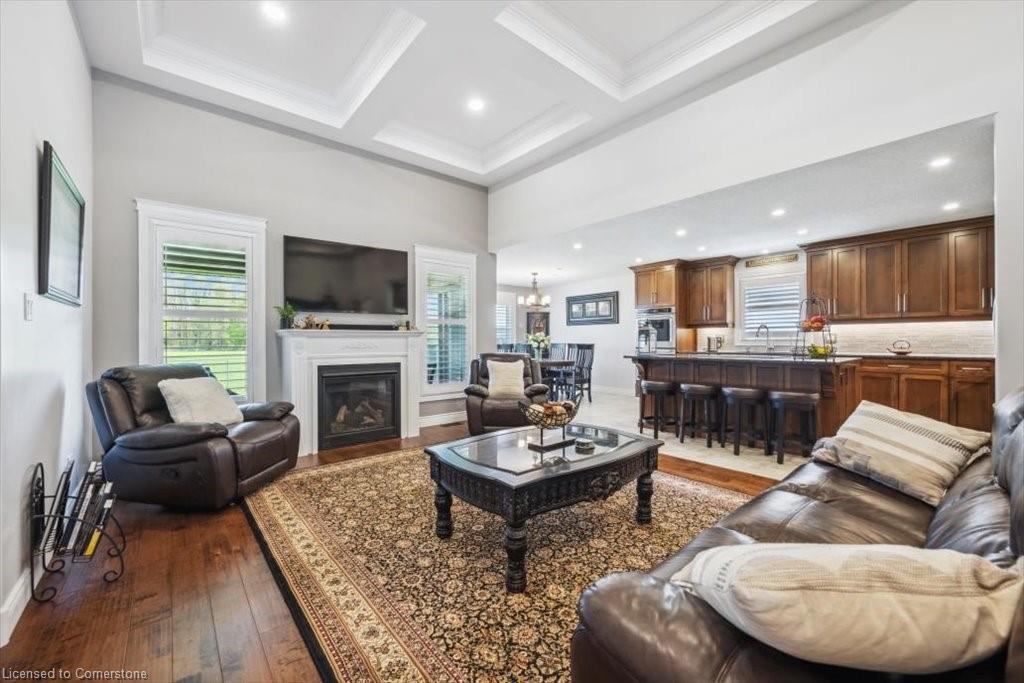 545 Krotz Street E Property Photo