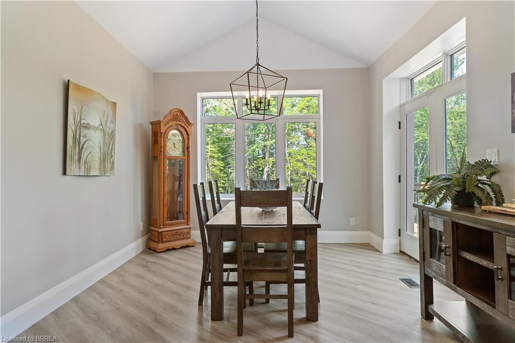 115 Old Rainy Lake Road Property Photo 10