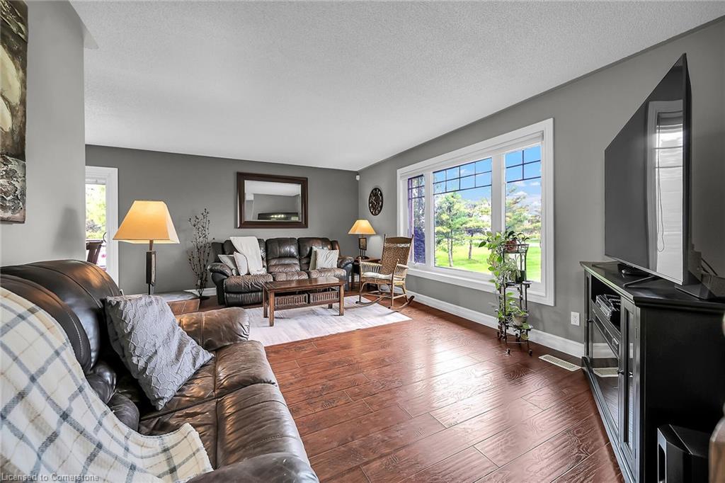 136 Secord Street Property Photo 15