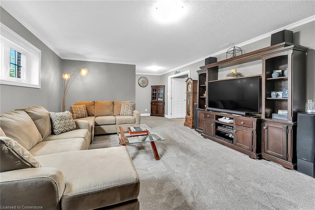 136 Secord Street Property Photo 27