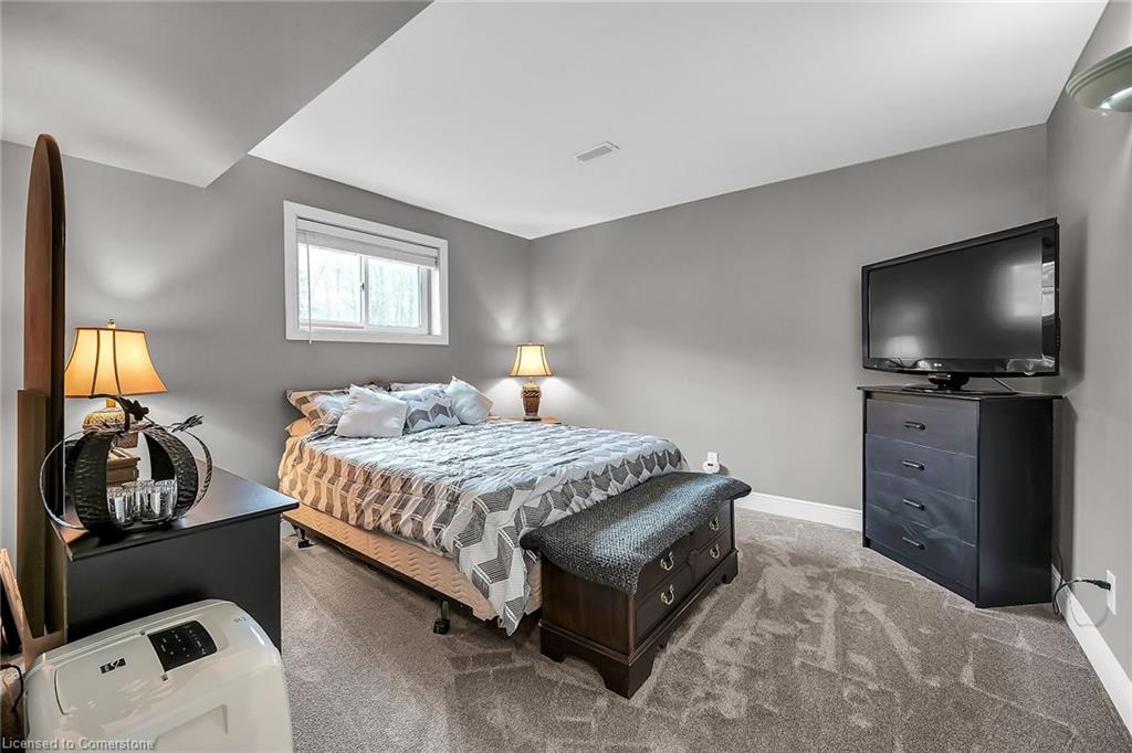 136 Secord Street Property Photo 35