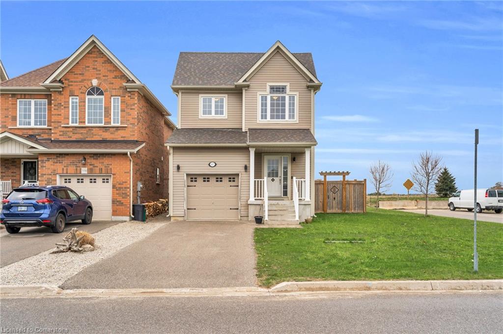 107 Courtney Street Street Property Photo