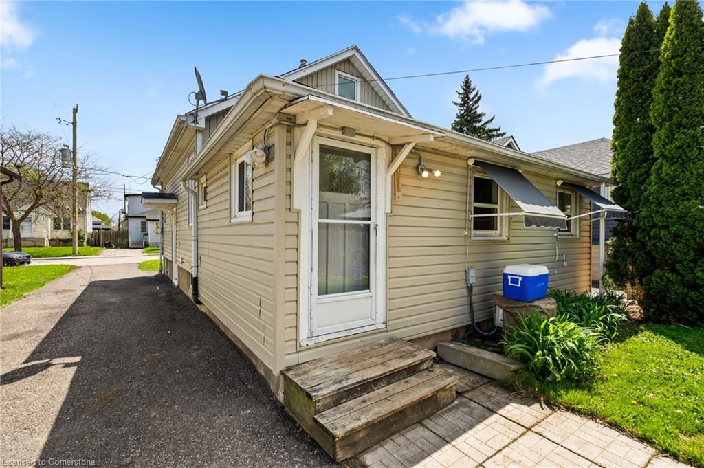 11 Marlborough Avenue Property Photo 18