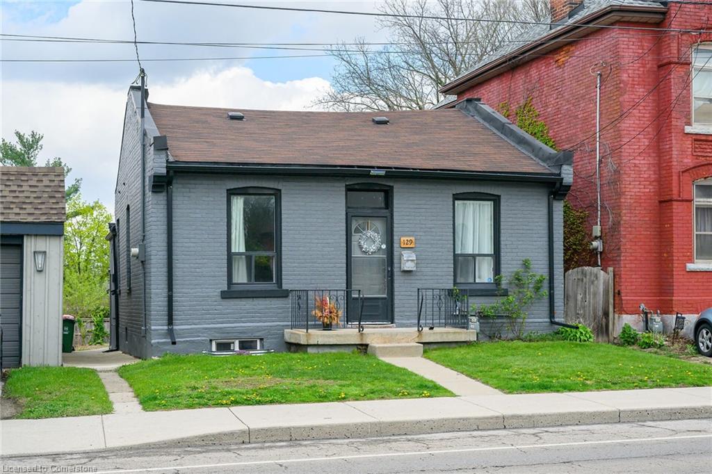 129 Dundurn Street N Property Photo