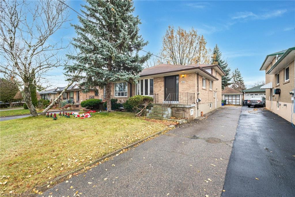 23 Gardentree Street Property Photo