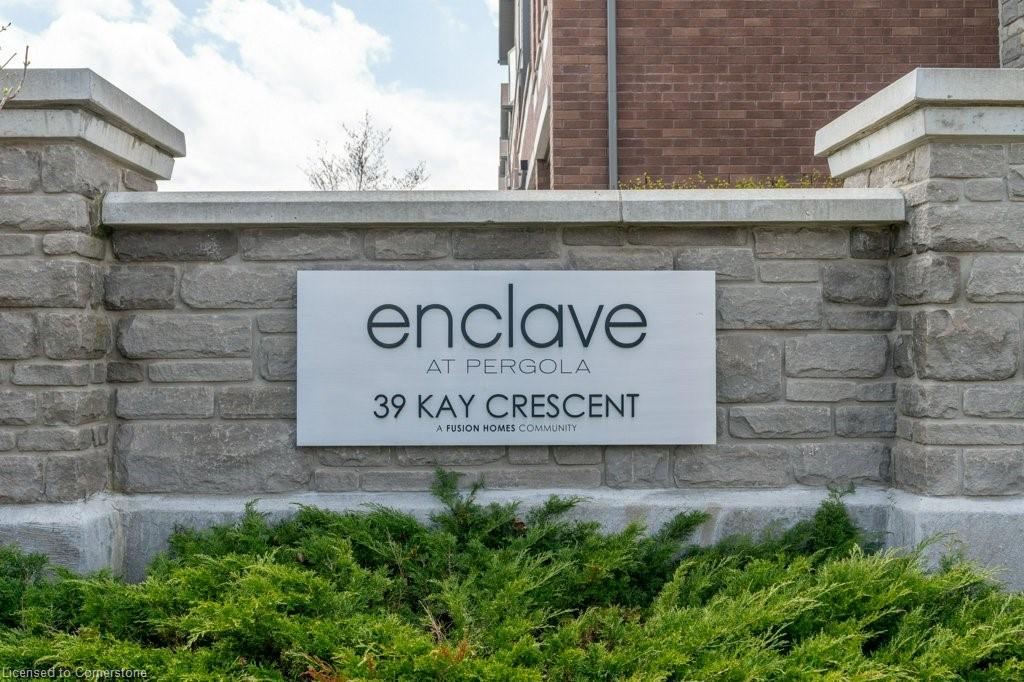 30-39 Kay Crescent Property Photo 1