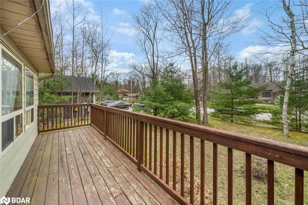 138 Tall Pines Drive Property Photo 6