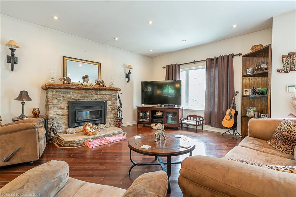 17182 Highway 118 Property Photo 10