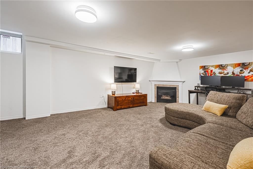 6 Windmill Place Property Photo 35