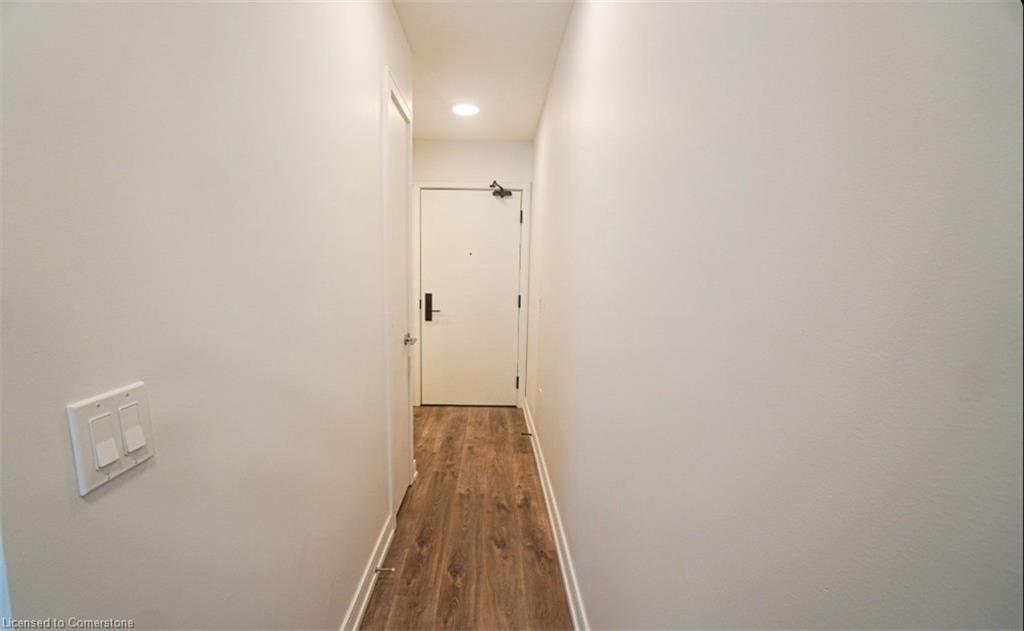 720-1 Jarvis Street Property Photo 6