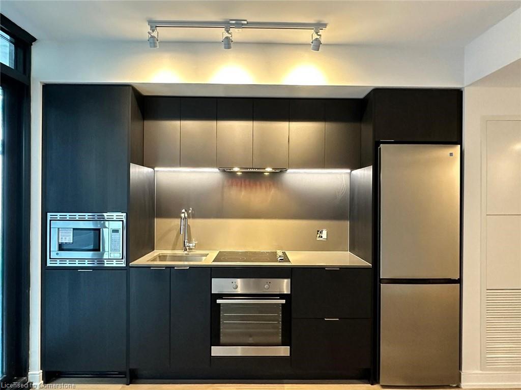 720-1 Jarvis Street Property Photo 21