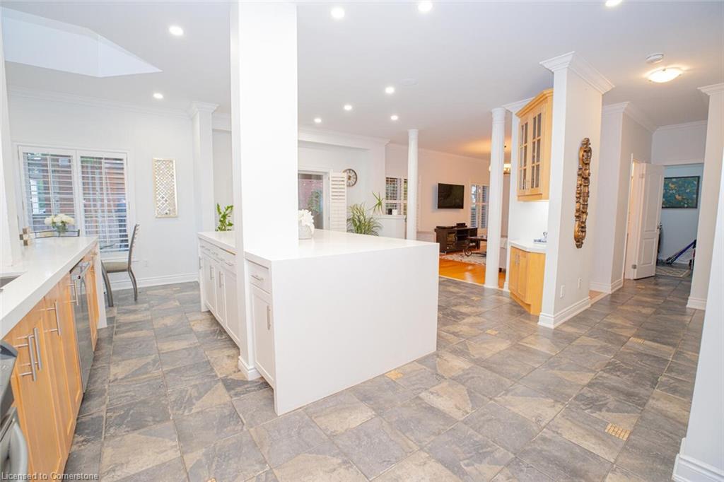 50 Islandview Way Property Photo 14