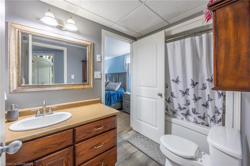 53905 John Street Property Photo 28