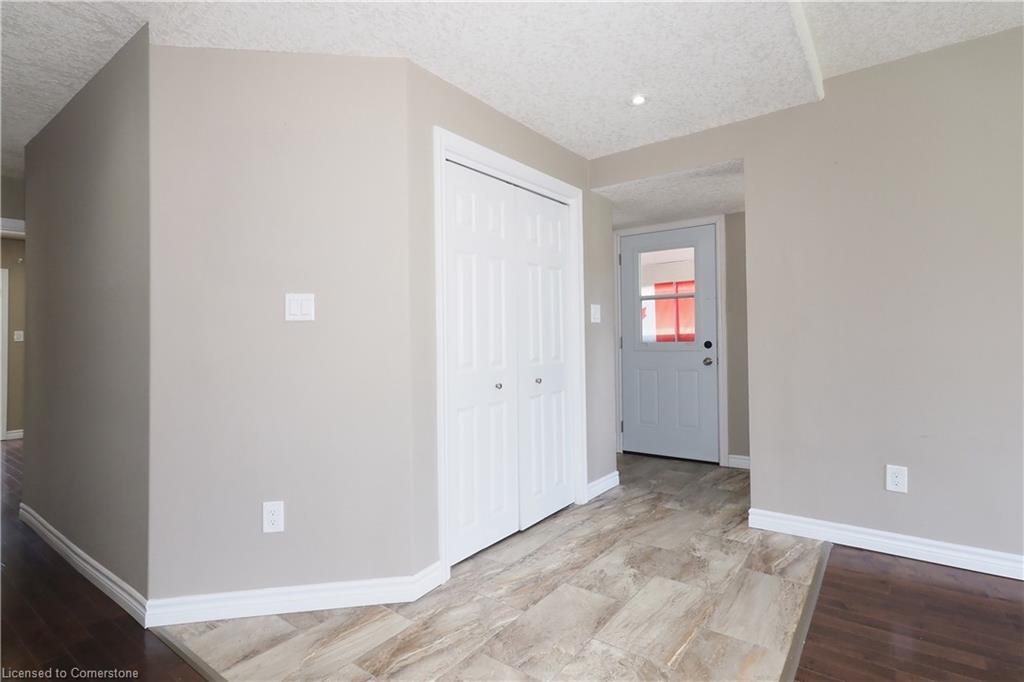 39 Markwood Drive Property Photo 5