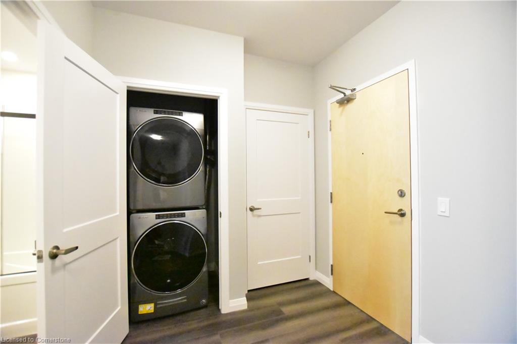 1601-104 Garment Street Property Photo 29