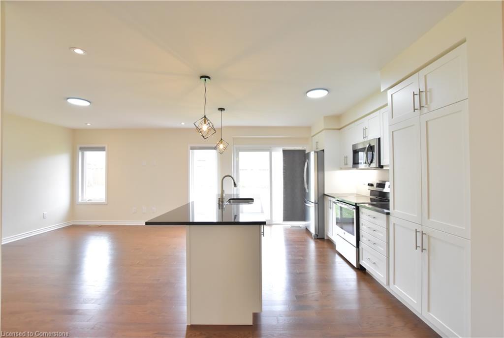47 Pickett Place Property Photo 13