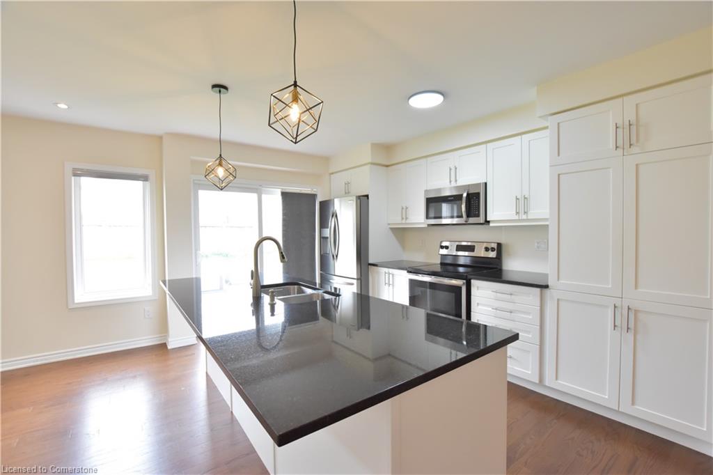47 Pickett Place Property Photo 16
