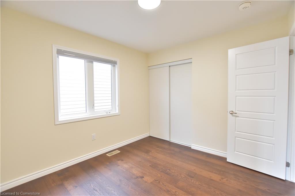47 Pickett Place Property Photo 38