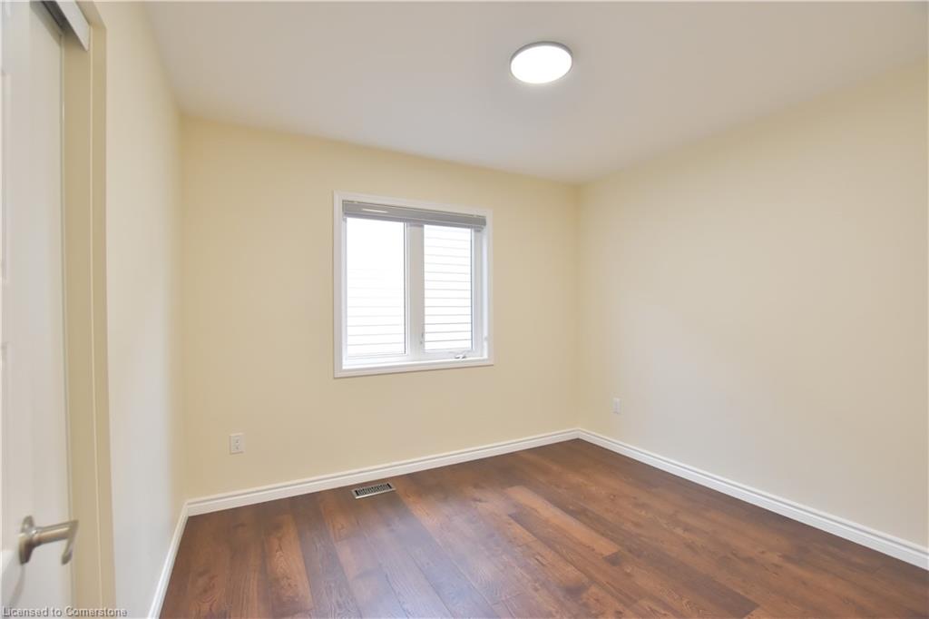 47 Pickett Place Property Photo 41