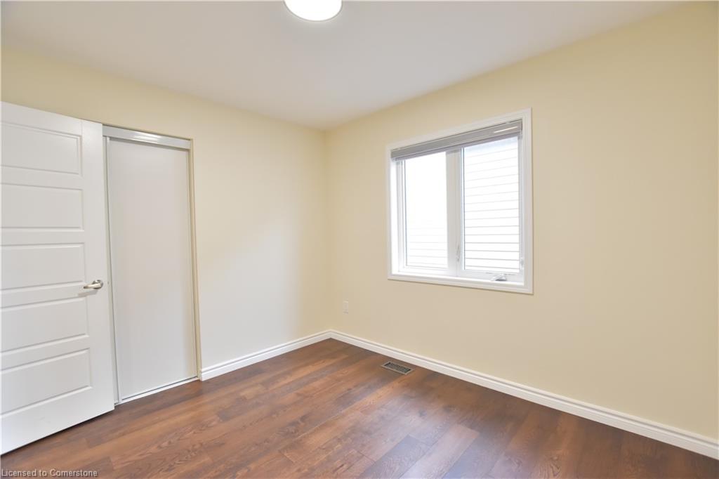 47 Pickett Place Property Photo 42
