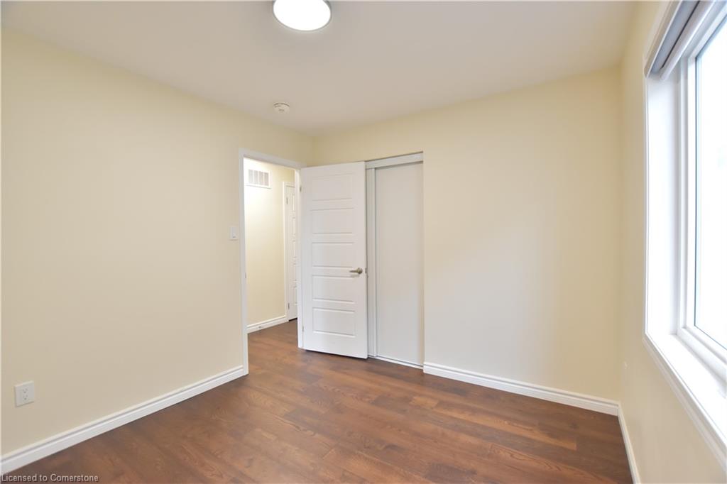 47 Pickett Place Property Photo 43
