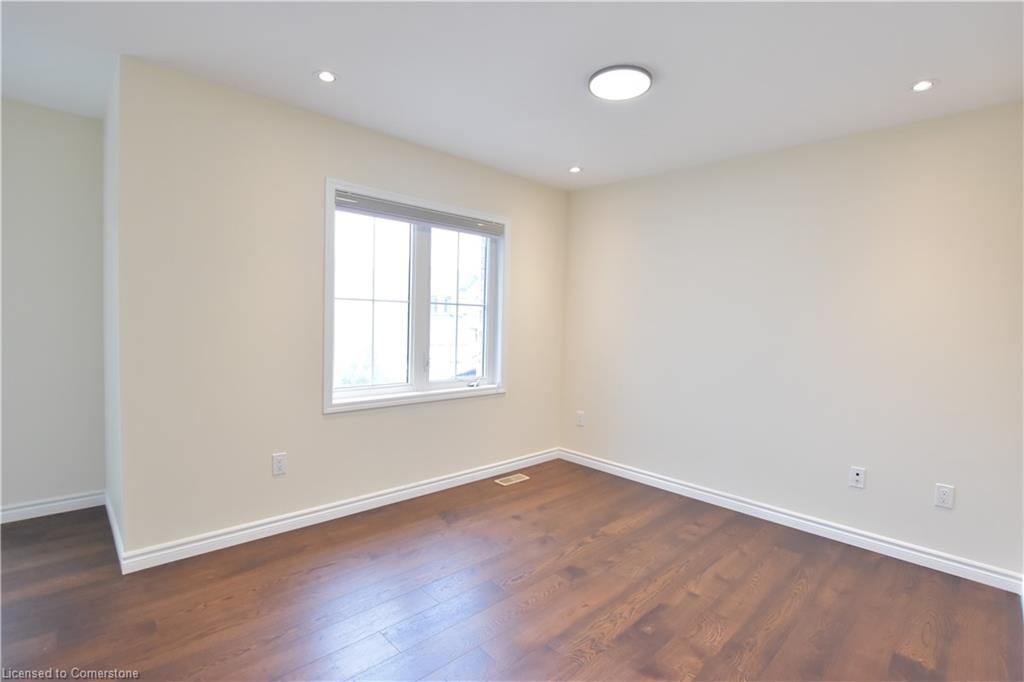 47 Pickett Place Property Photo 45