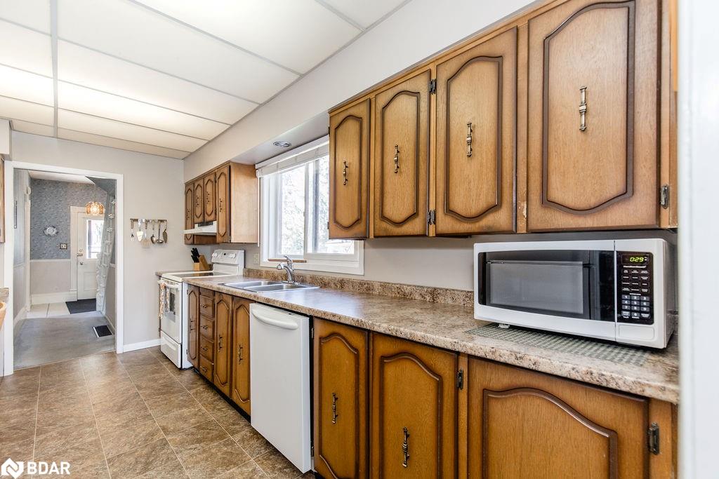 93 Jarvis Street Property Photo 17