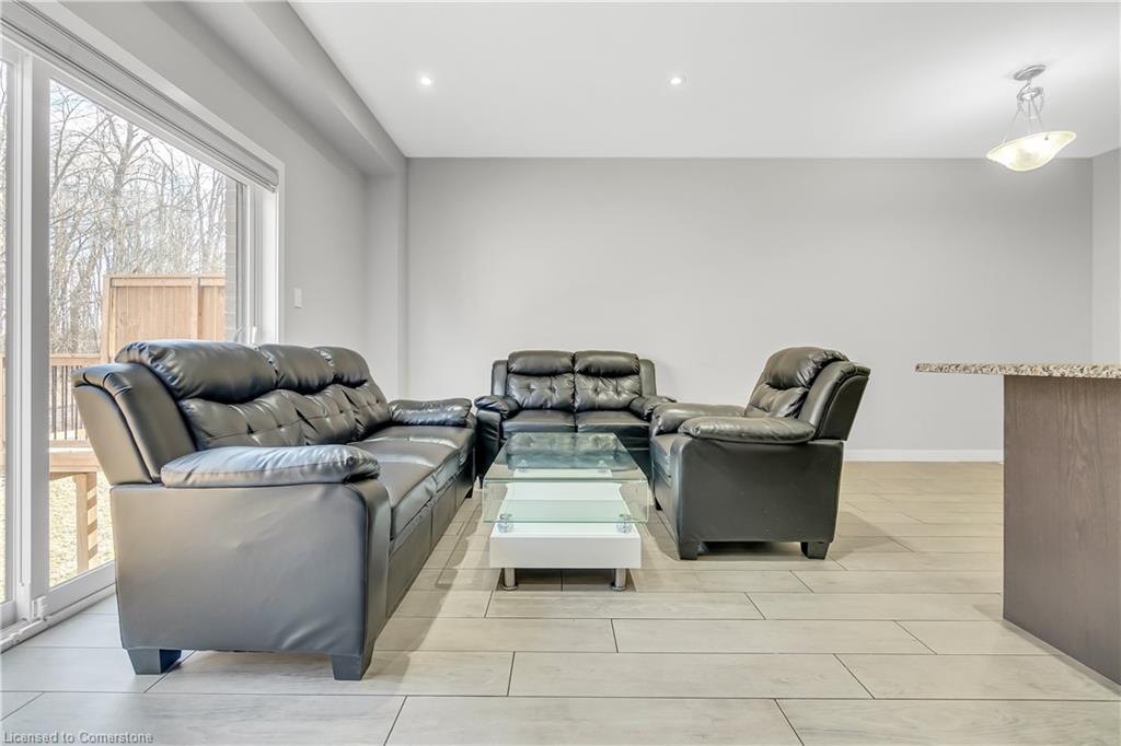 940 Robert Ferrie Drive Property Photo 6