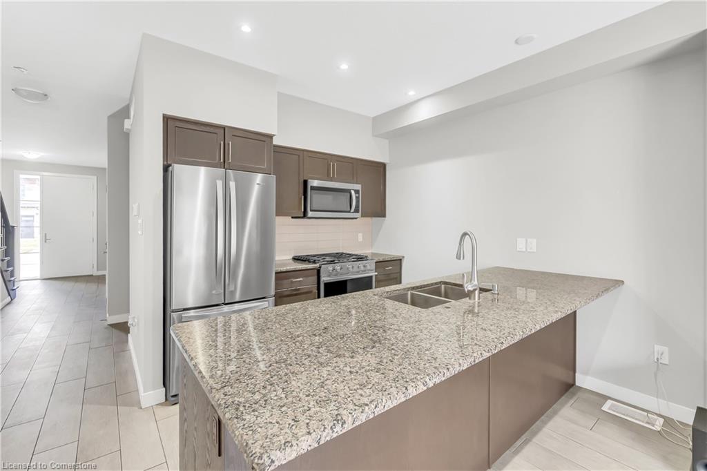 940 Robert Ferrie Drive Property Photo 13