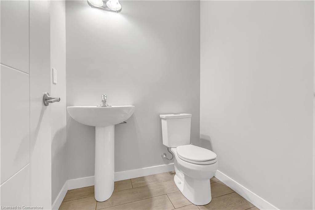 940 Robert Ferrie Drive Property Photo 14