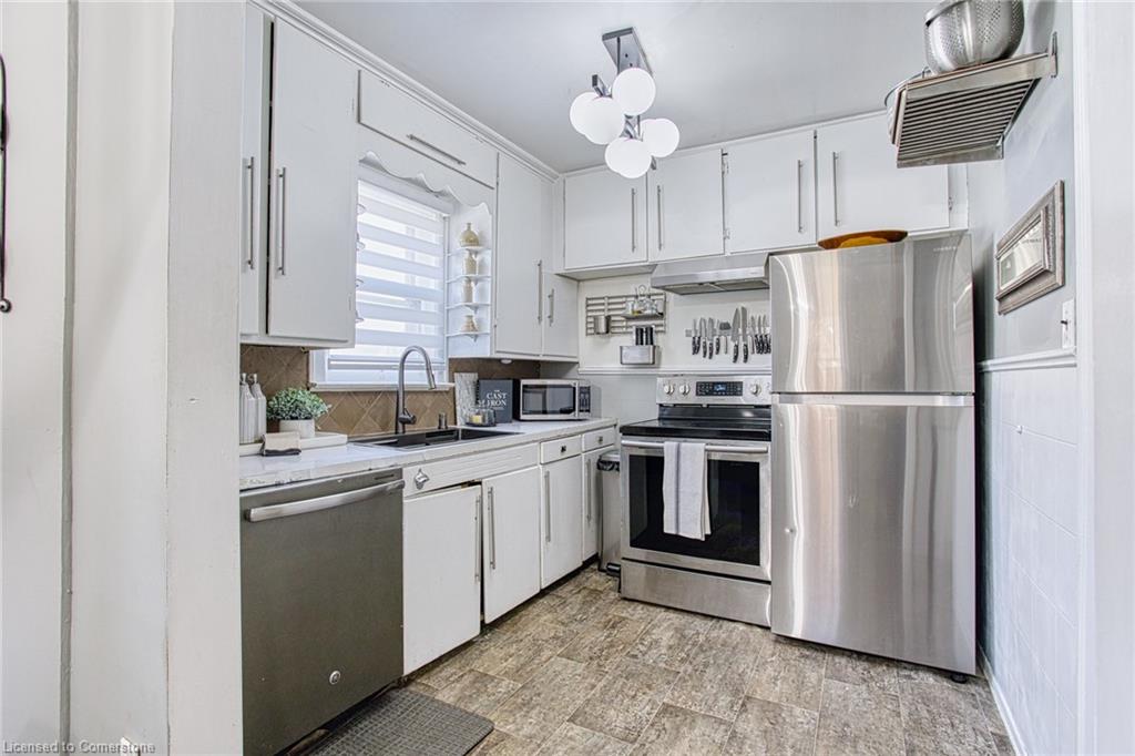 276 Mcalpine Avenue S Property Photo 4
