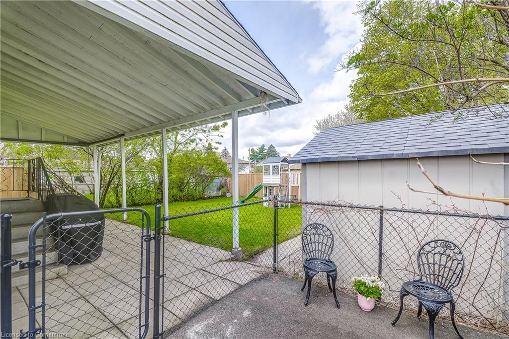 183 Nash Road N Property Photo 36