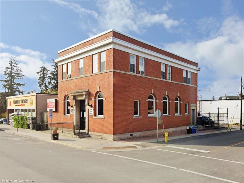 19 King Street W Property Photo 1