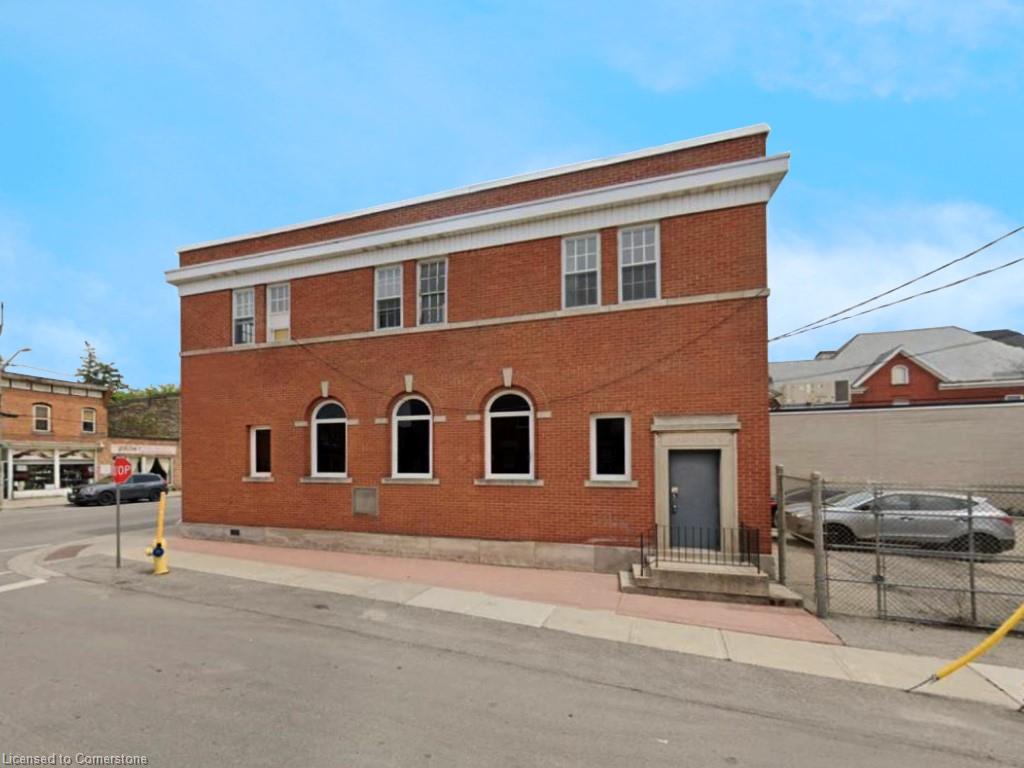 19 King Street W Property Photo 4