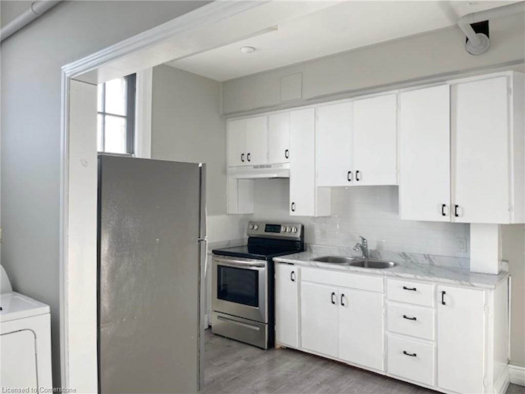 19 King Street W Property Photo 20