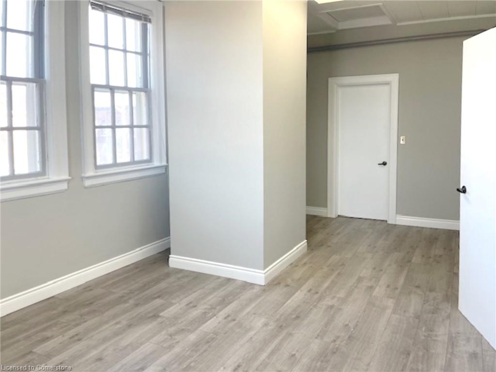 19 King Street W Property Photo 22