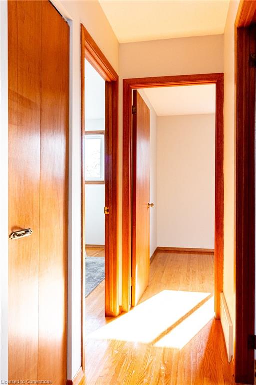 16 Billington Crescent Property Photo 22
