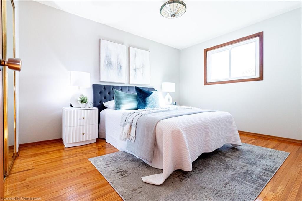 16 Billington Crescent Property Photo 24